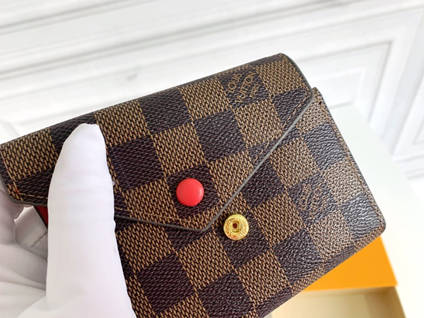 LVコピーウォレット角部分ディテール